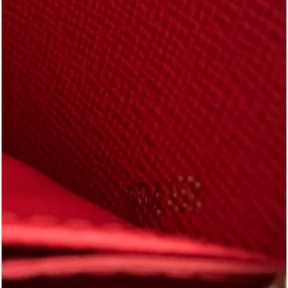 100% Louis Vuitton Zippy Wallet - Picture 7 of 9